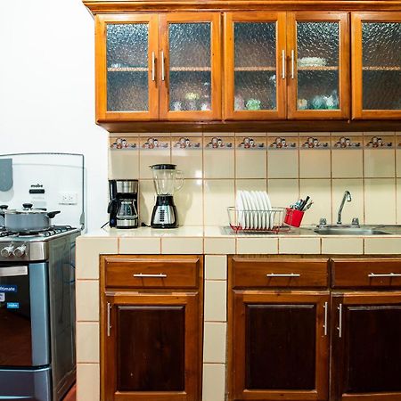 Hostal Victoria Granada Extérieur photo