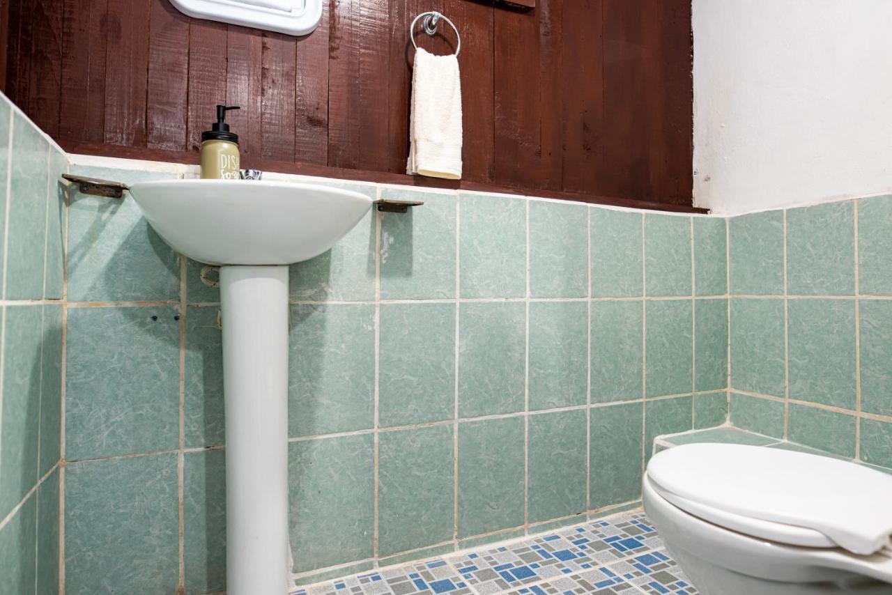 Hostal Victoria Granada Extérieur photo