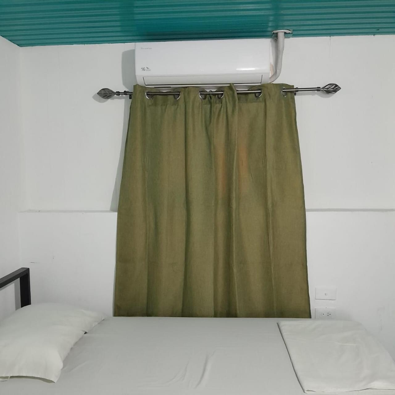 Hostal Victoria Granada Extérieur photo