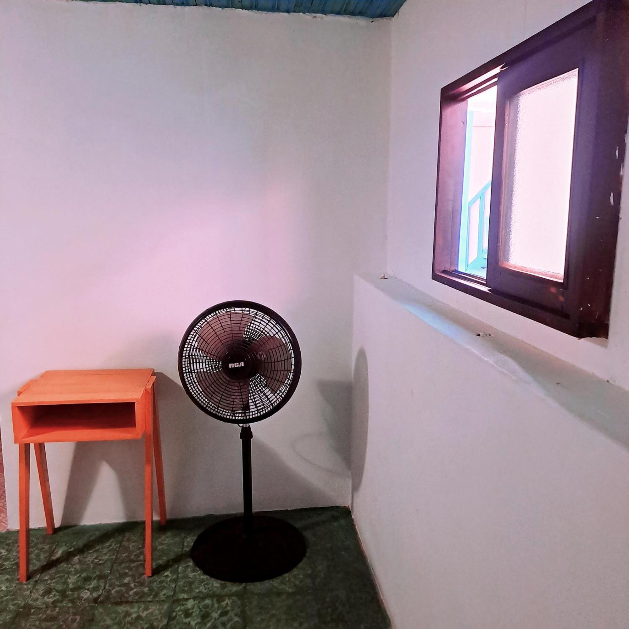 Hostal Victoria Granada Extérieur photo